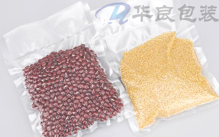  抽真空紋路袋與光面袋有什么區(qū)別？